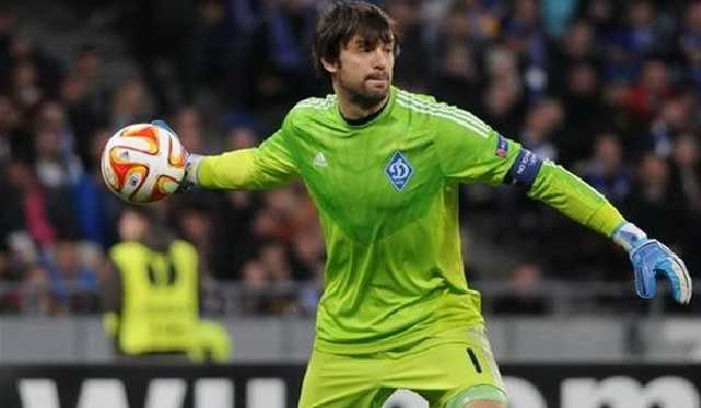 Шовковский попал в ДТП на заснеженной трассе: опубликовано видео