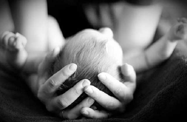 Трагедия в Корабельном районе Николаева: мужчина принес в больницу мертвую дочь