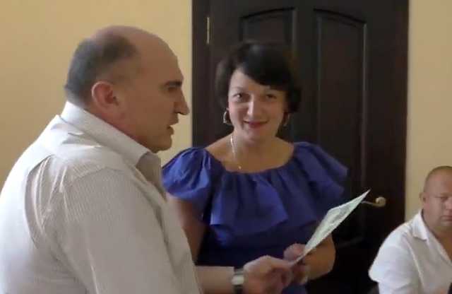 У Полтаві суд виправдав спійману на хабарі очільницю районного держгеокадастру