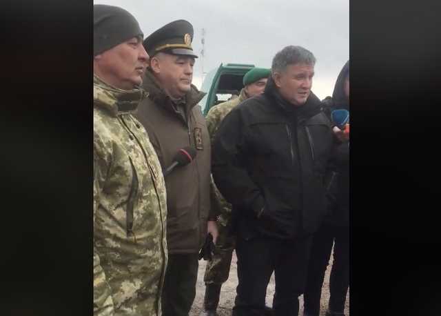 Пограничник отказался от взятки и за это получил вдвое большую премию