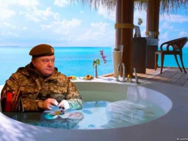 «Чемодан-вокзал-Мальдивы»: Саакашвили подготовил для Порошенко сюрприз