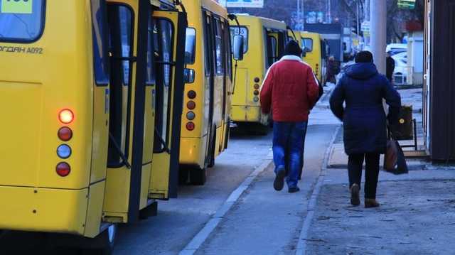 Полиция Киева выпускает спецбригады для охоты на опасные маршрутки