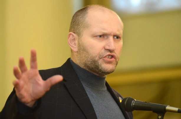 Азаров, Арбузов и Клюев: в Раде анонсировали возвращение в Украину одиозных беглецов