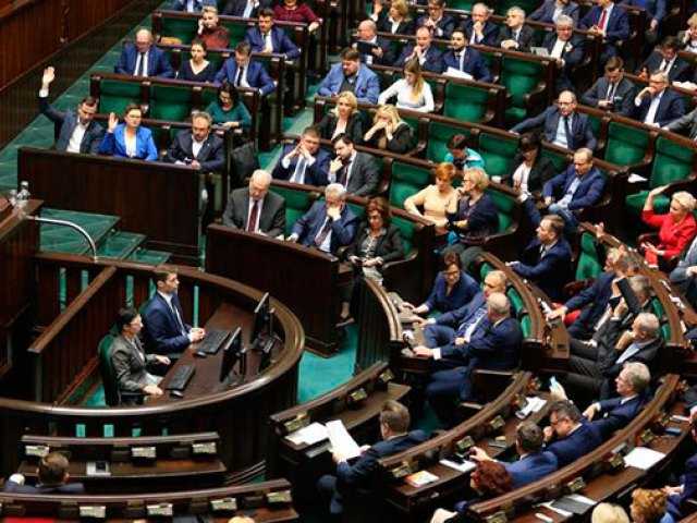 Украинский национализм в Польше приравняли с нацизмом: чем это грозит простым украинцам