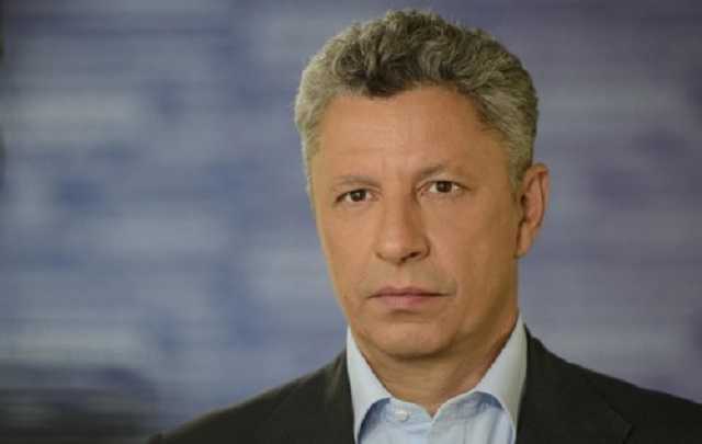 Скандал с буровыми вышками – дело рук "молодой команды" окружения экс-президента Януковича