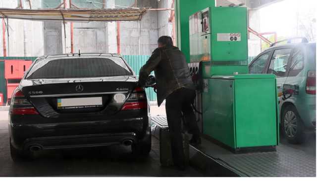 В Украине подскочат цены на бензин: НБУ озвучил прогноз