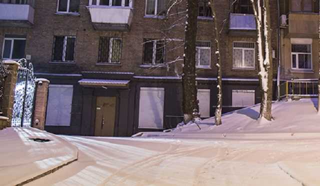 Возвращение зимы: Киев засыпает снегом