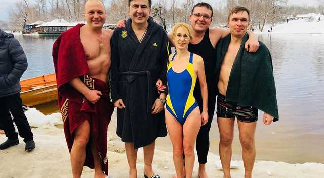 Активистка: Вы думаете, порох звонил путину по обмену военнопленными?