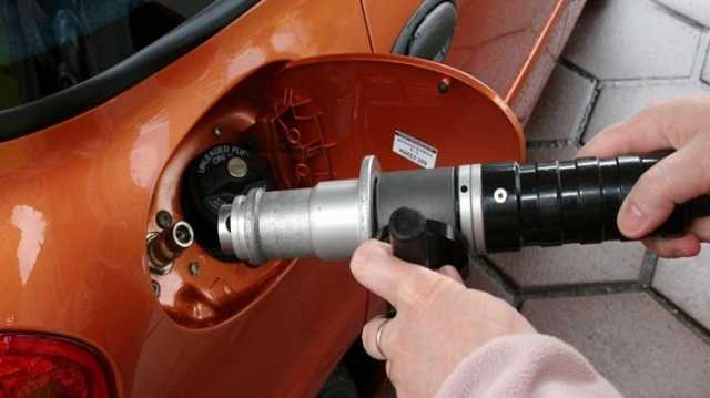 На заправках существенно подешевел автогаз