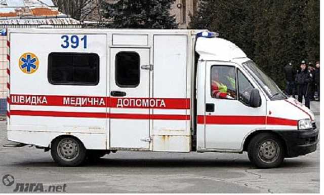 Под Харьковом мужчина обстрелял скорую, которую вызвали для него