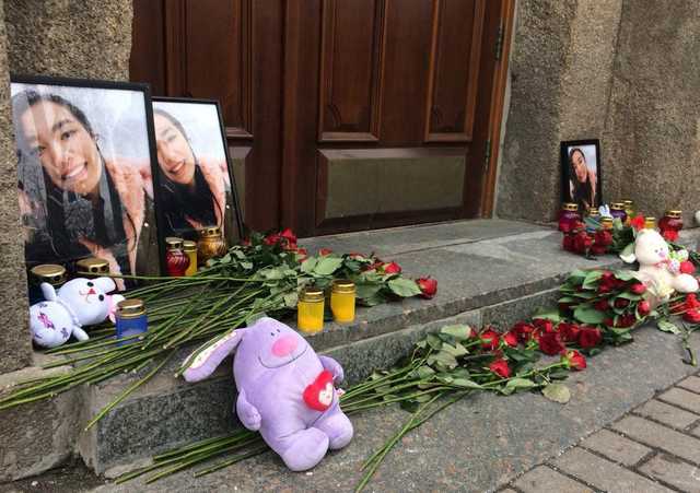 Медуниверситет имени Богомольца пикетируют из-за самоубийства студентки