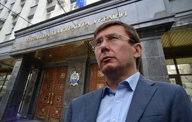 Прокурор из Киева скрыл в декларации два участка и Mercedes