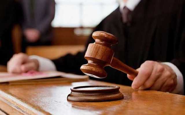 Неизвестные пытались сжечь дом судьи в Днепре