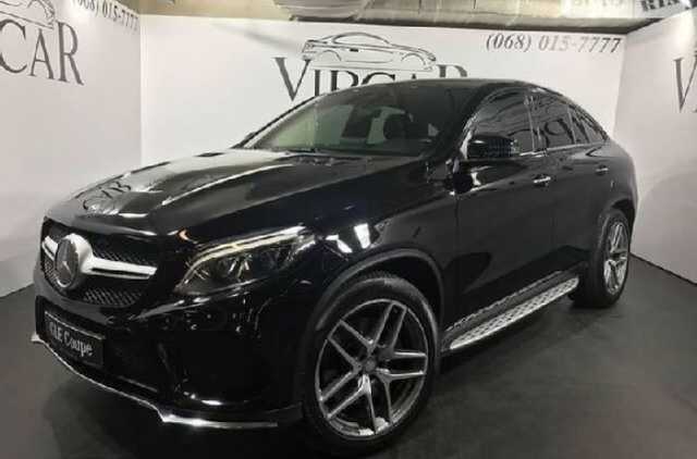      Mercedes-Benz GLE400