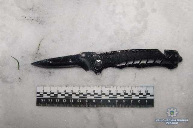 В Киеве два иностранца ранили ножом мужчину из-за 20 гривен