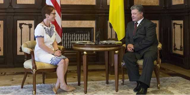Посла США в Украине заподозрили в коррупционной сделке
