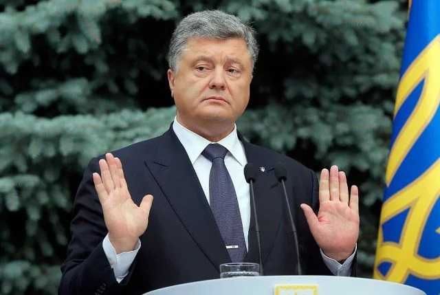 Порошенко вообще не выходит во второй тур
