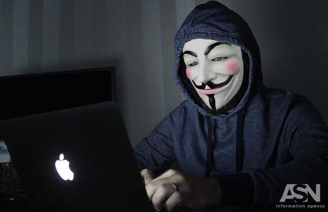 Сюмар: В Украине пока рано говорить о санкциях против СМИ, распространяющих фейки