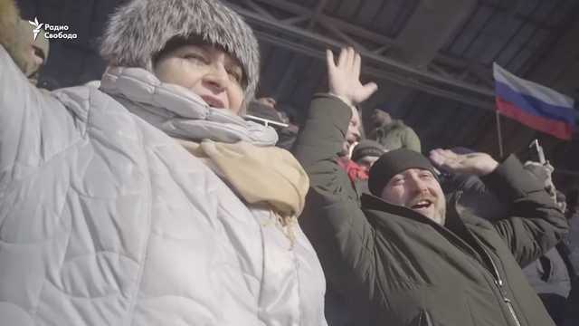 В Москве на проплаченной акции за Путина выкрикивали “Слава Украине”