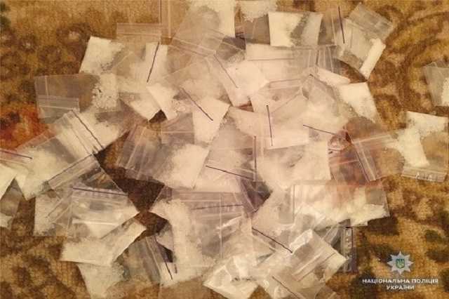 Запасов на 3 млн грн: в Киеве задержали опасного наркодиллера