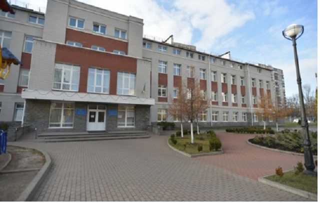 Сегодня каждая восьмая школа Киева работает без штатной медсестры