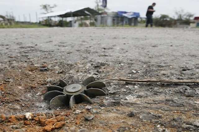 Дырки в теле: российский депутат попал под обстрел на Донбассе