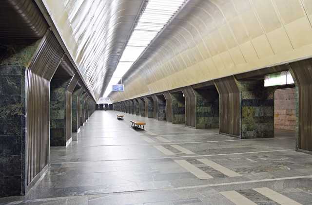 Чемпионат Украины по футболу: в Киеве закроют три станции метро