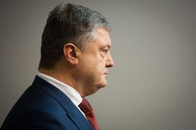 Порошенко продает Украину. Покупатель — Российская Федерация, - нардеп