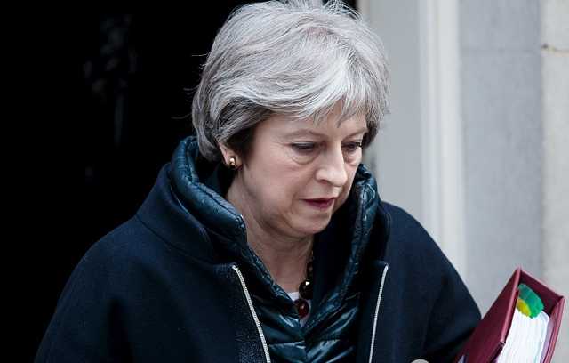 Великобритания высылает дипломатов РФ и замораживает все контакты с Москвой