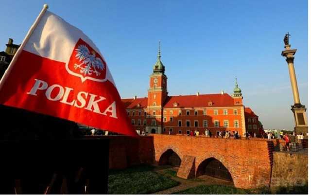 В Польше предоставят льготы компаниям, которые берут на работу украинцев