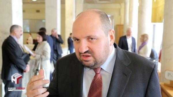 Опилки на миллиард и разрушительный ремонт от фирмы Розенблата