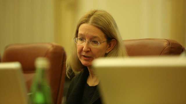 Супрун подстригла волосы. Фото