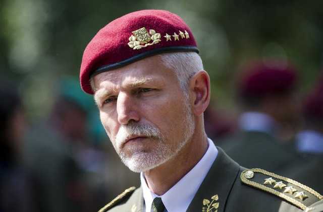 Приблизились к НАТО: генерал альянса отметил успехи Украины