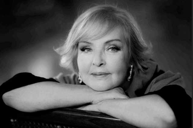 "Это нужно увидеть": Роговцева объяснила, почему ездит в зону АТО