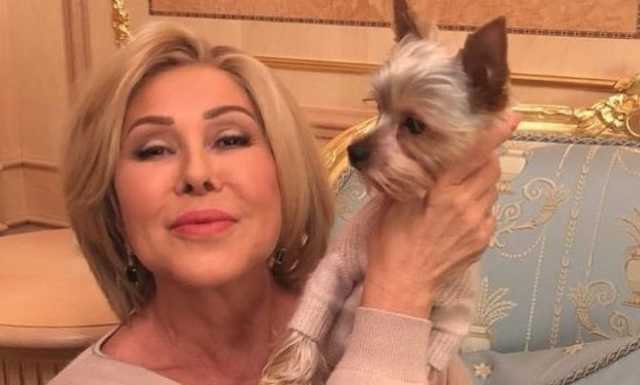 Вызывали полицию: известная российская певица подралась в самолете