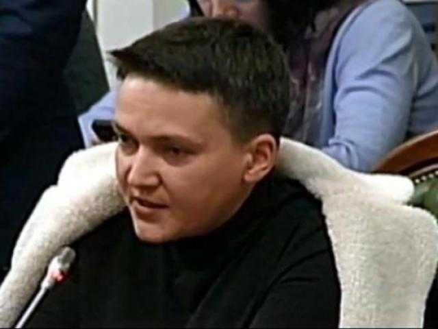 "Шо ты ляпаешь, де*илка?" В суде по Савченко возникла перепалка