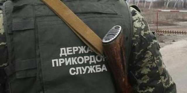 Украинец пытался вывезти в Россию тысячу радиодеталей