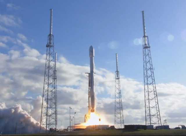 Ракета SpaceX сделала гигантскую дыру в ионосфере Земли