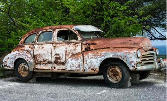 В Раду внесут закон о растаможке авто с коэффициентом «за возраст»