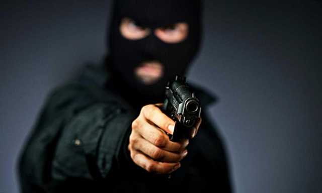 Весь город в страхе: из СИЗО сбежал рецидивист, фото и приметы преступника