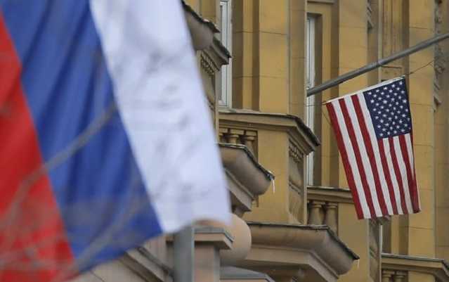 Десятки российских дипломатов покинули США