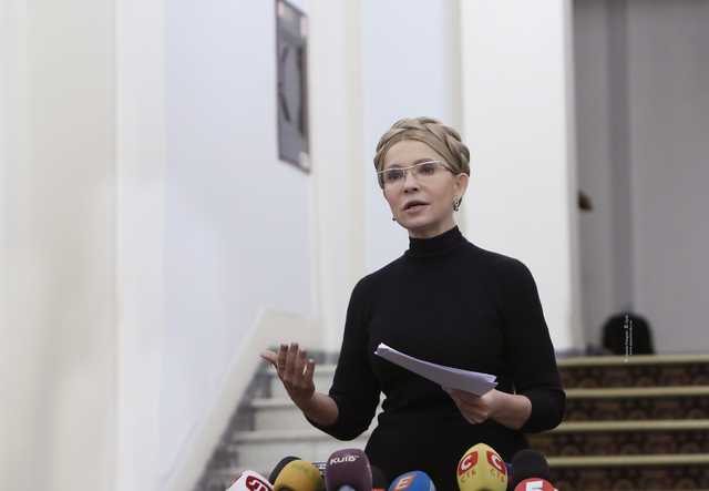 Тимошенко передаст в НАБУ заявление о преступлениях Гонтаревой в паре с Порошенко