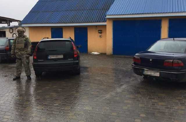 На таможне обнаружили «пробоину» для ввоза нерастаможенных автомобилей в Украину