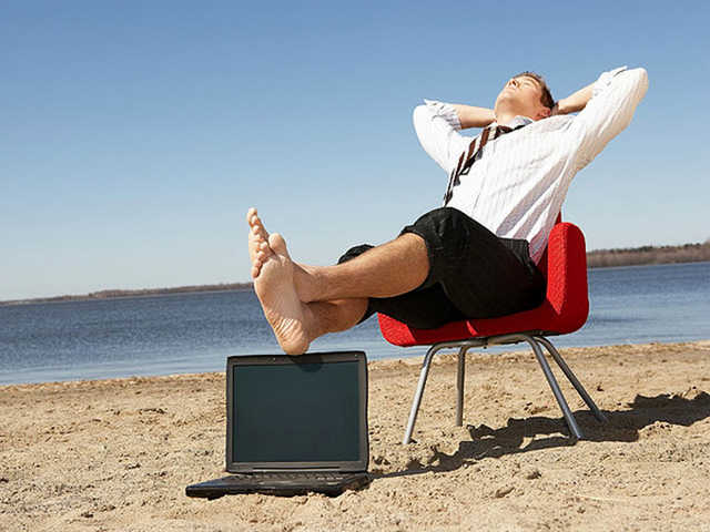 100 дней в год: в Украине забили тревогу из-за огромного количества выходных