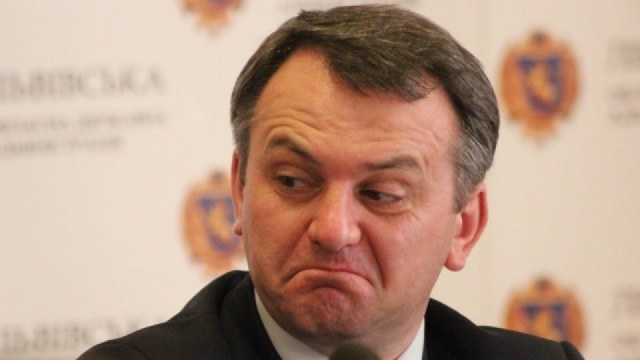 Жена главы Львовской ОГА купила новое авто втрое дешевле рыночной стоимости