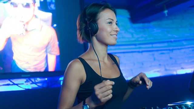 Супруга нардепа Лещенко произвела фурор вызывающим фото