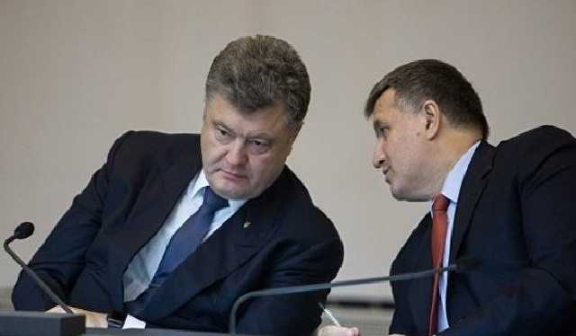 Вячеслав Чечило: “Он намекает Петру Алексеевичу, что поддержка будет очень дорого стоить”