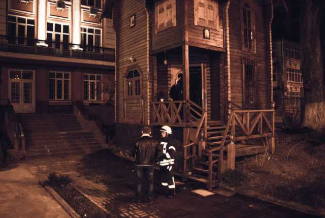 В Страстную пятницу в центре Киева горел деревянный храм