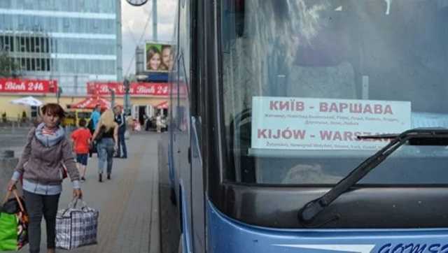 Протекционизм и мигранты. Как удержать украинцев в стране