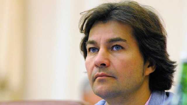 Министр культуры в марте получил 7 тысяч гривен на лечение